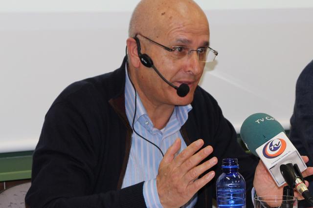 Pablo Guerra imparte una conferencia sobre "Clima i Oratge a Ontinyent"