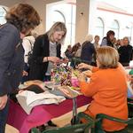 Ontinyent posa en valor el paper de les dones als treballs tèxtils tradicionals