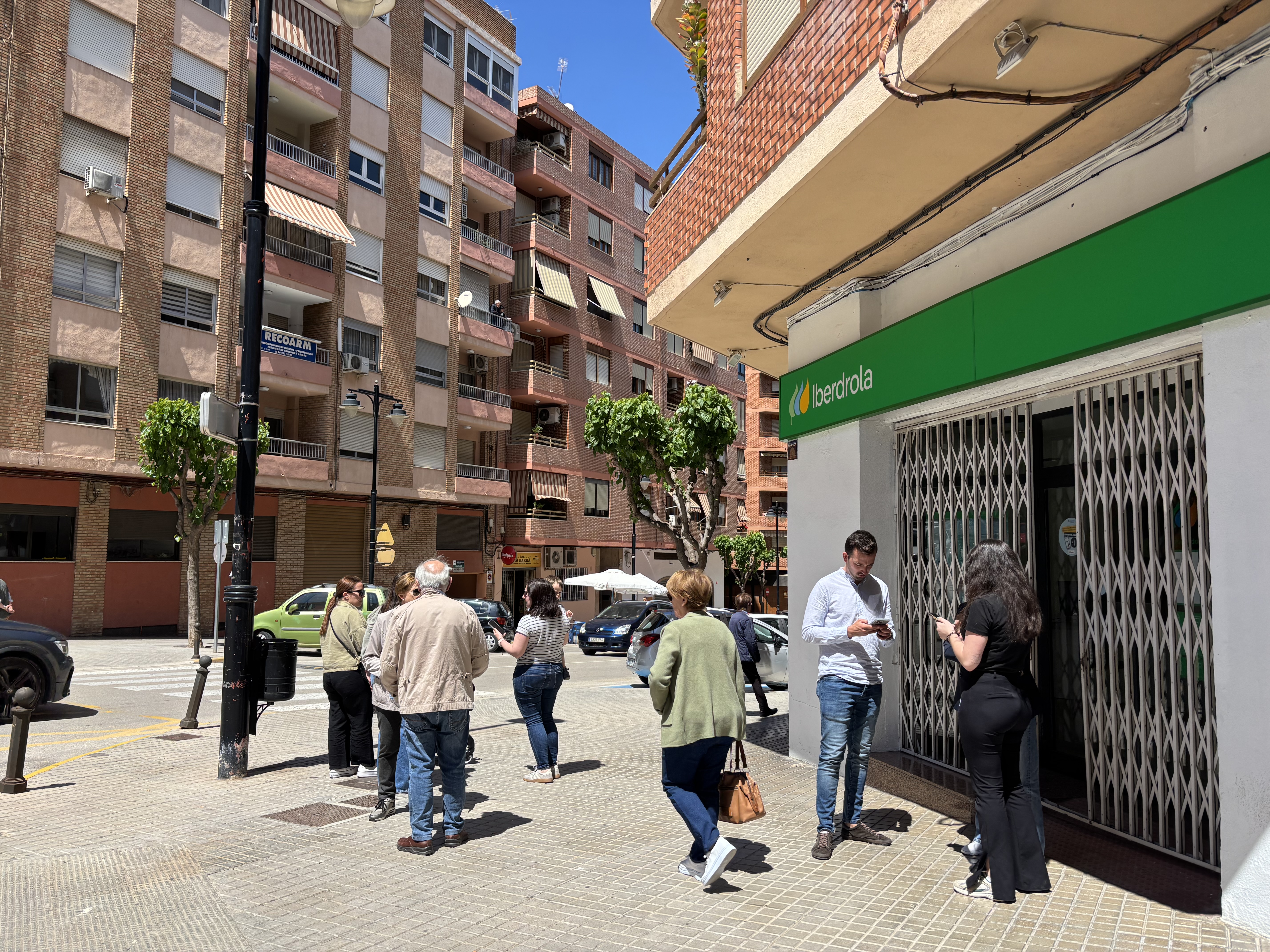 Persones al carrer a Ontinyent