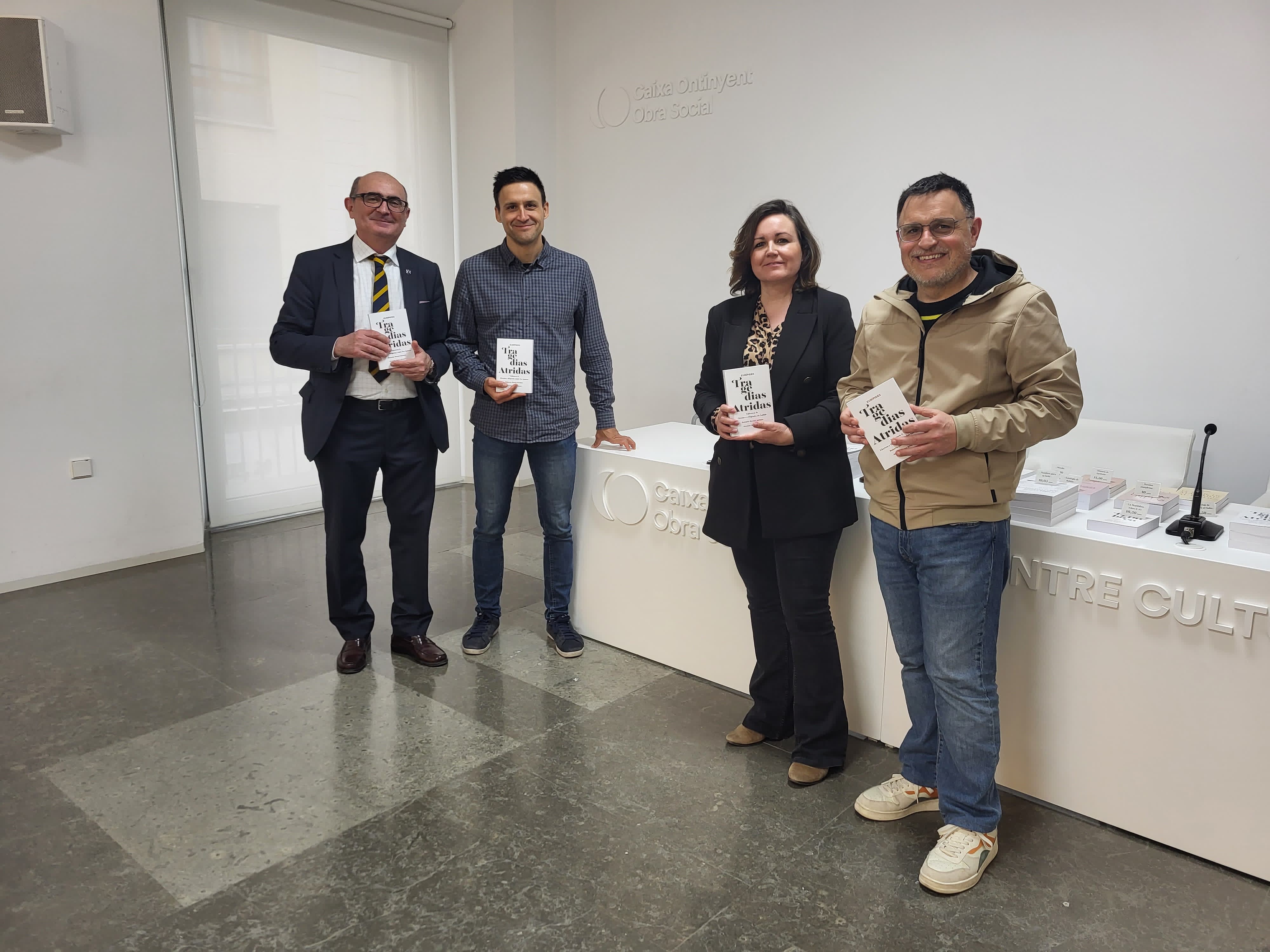 Presentación de las tragedias de Euripídies traducidas por Robert Revert Soriano