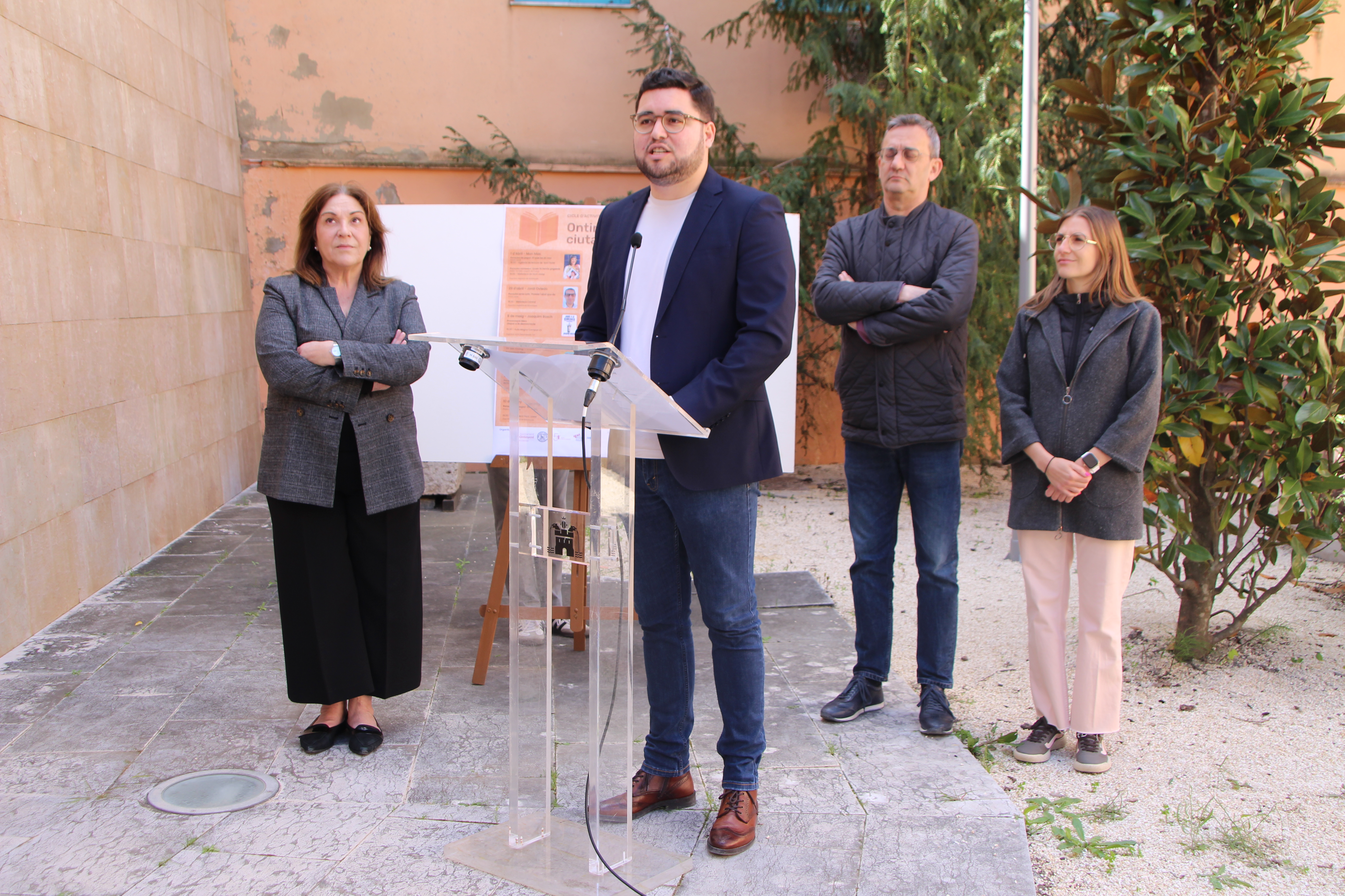 Presentació de la campanya "Ontinyent, ciutat lectora"