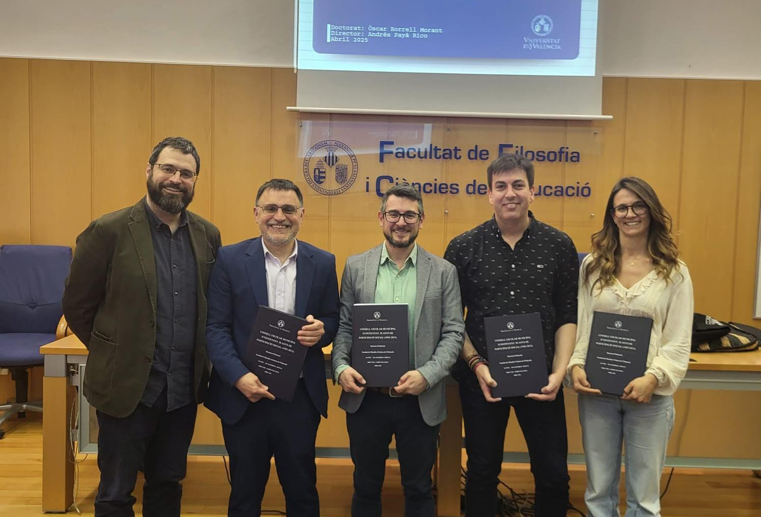 Óscar Borrell presenta la seua tesi doctoral