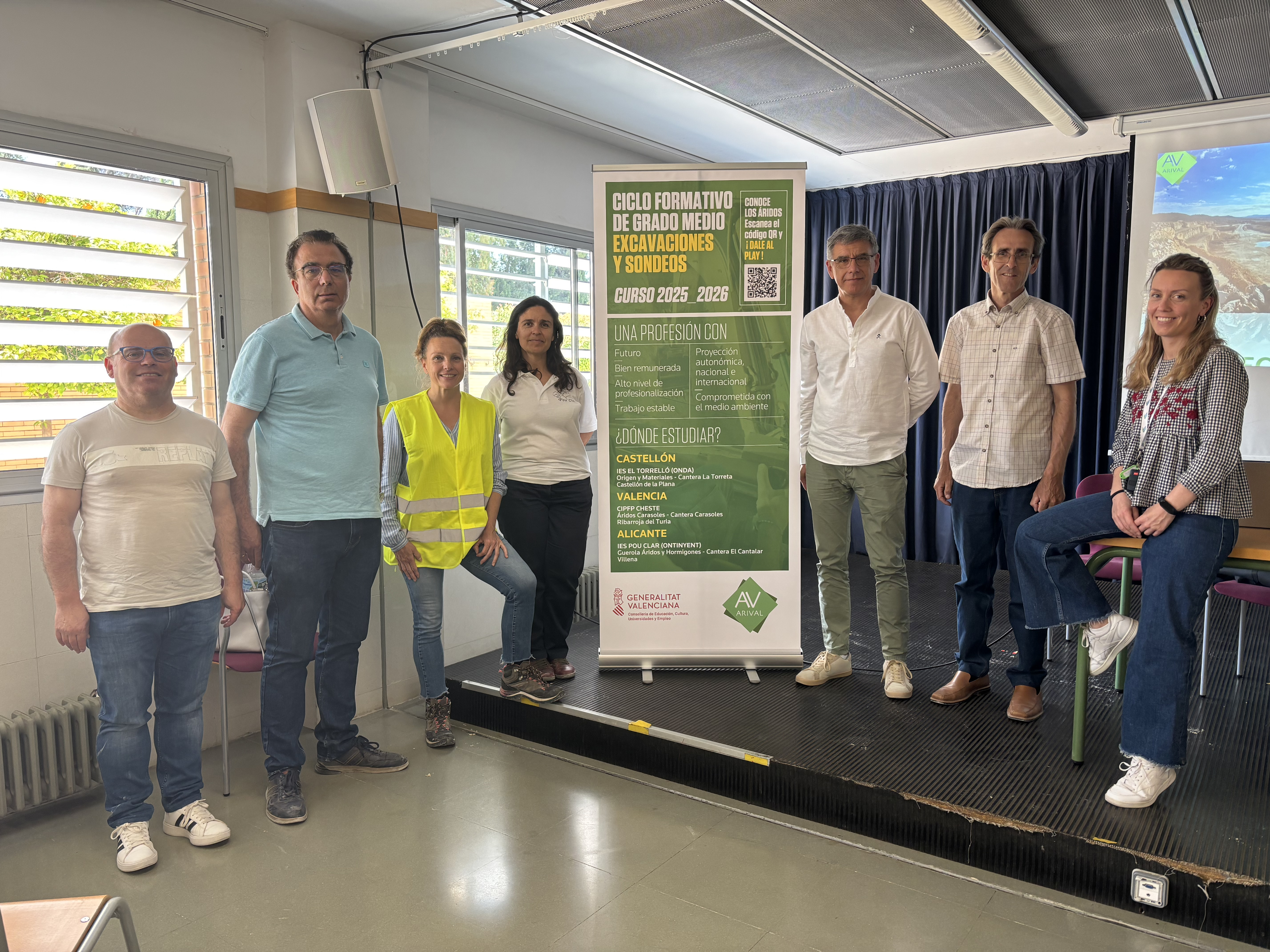 Presentación en l'IES Pou Clar Ontinyent