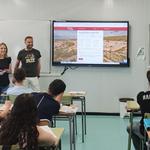 Ontinyent pregunta als joves sobre oci i espectacles amb dos enquestes  