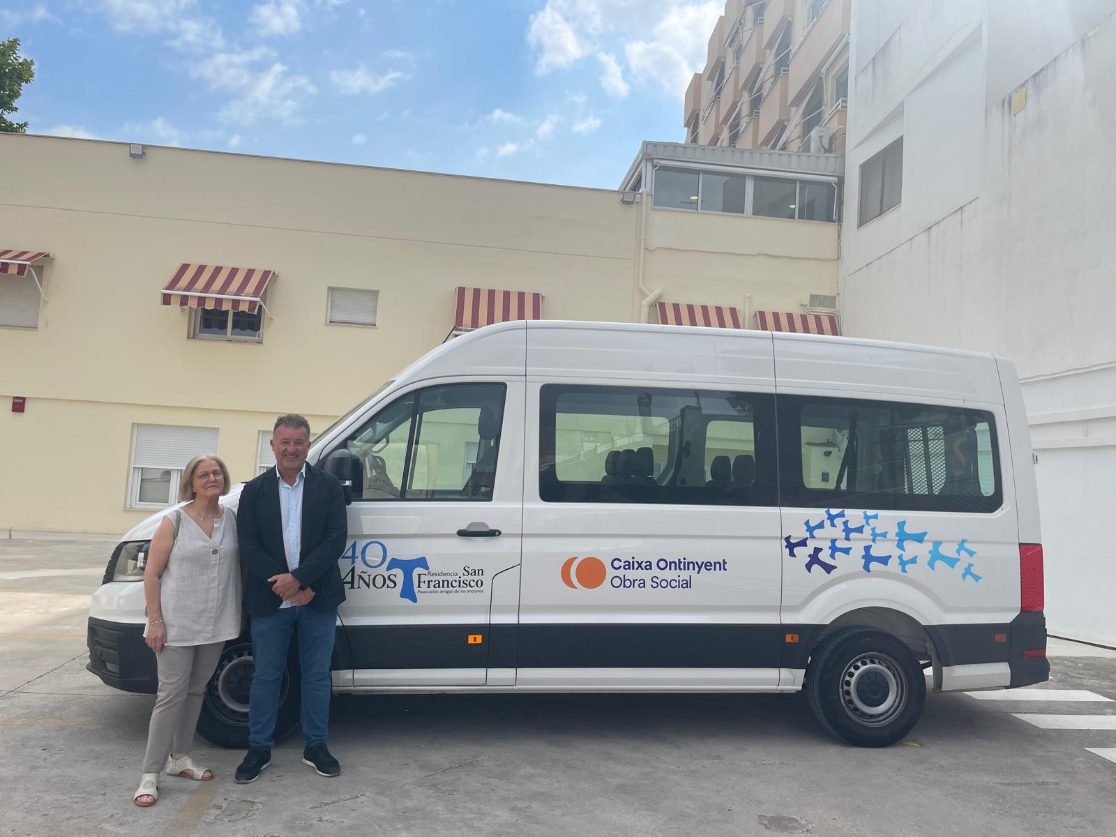 El nou vehicle adaptat de la Residencia Sant Francesc