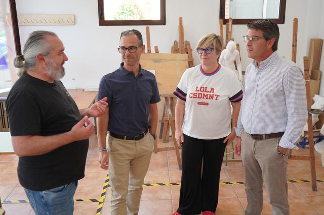 Ontinyent reactiva 7 cursos cancel·lats a l’Escola d'Adults 