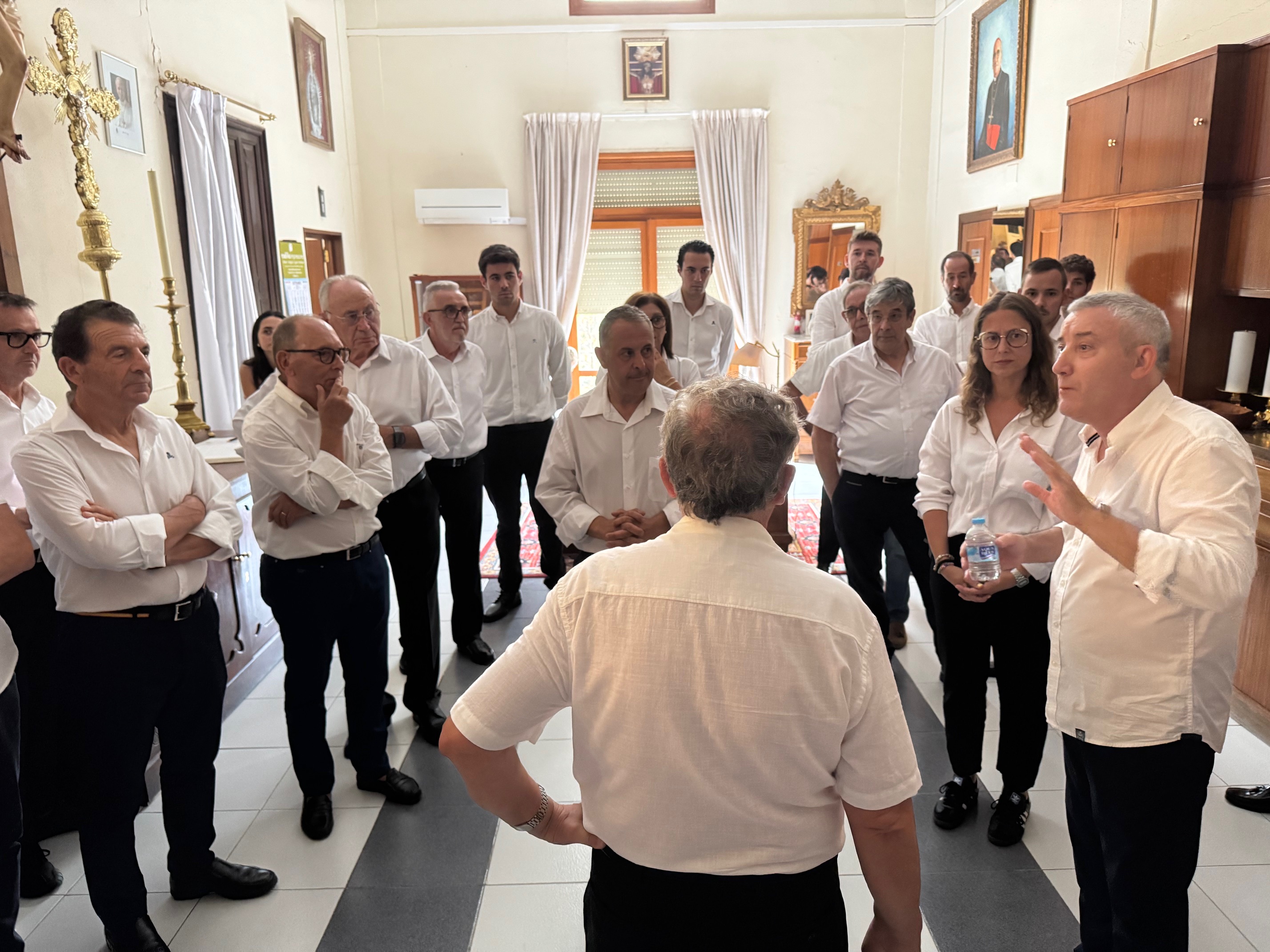 Momentos previos a la Subida del Cristo